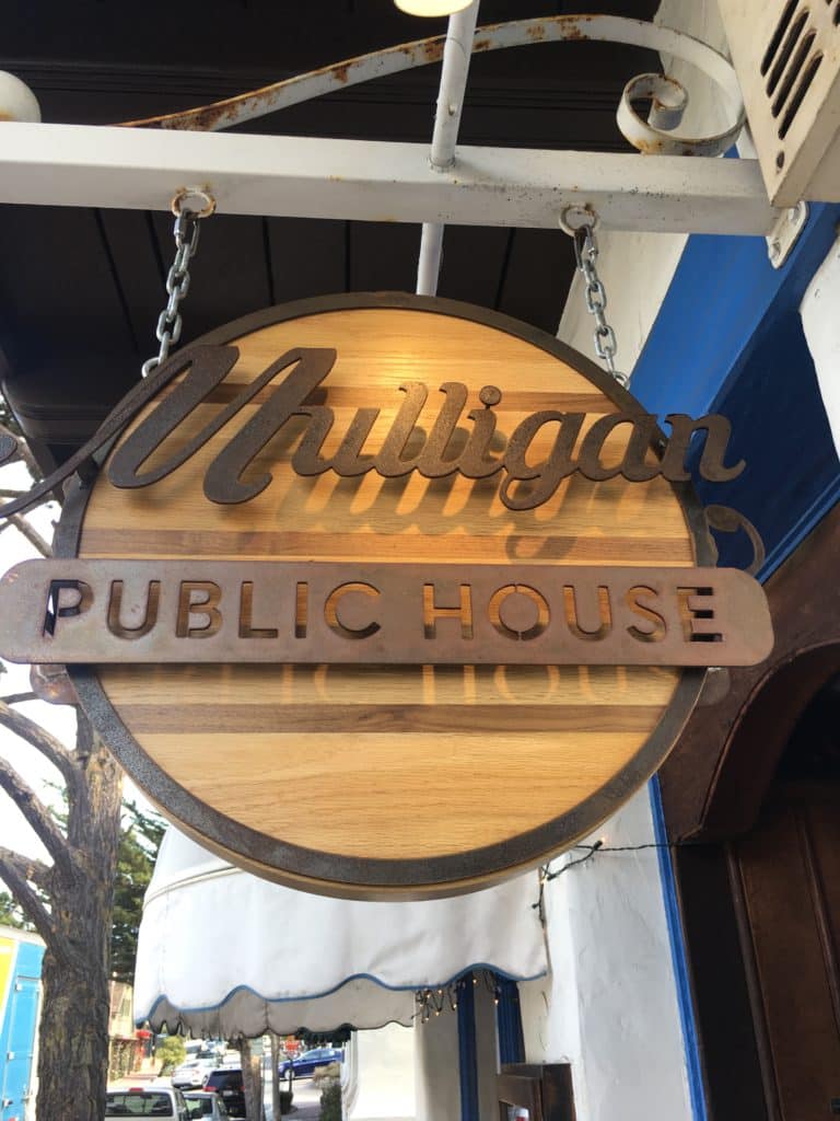 Mulligans Public House